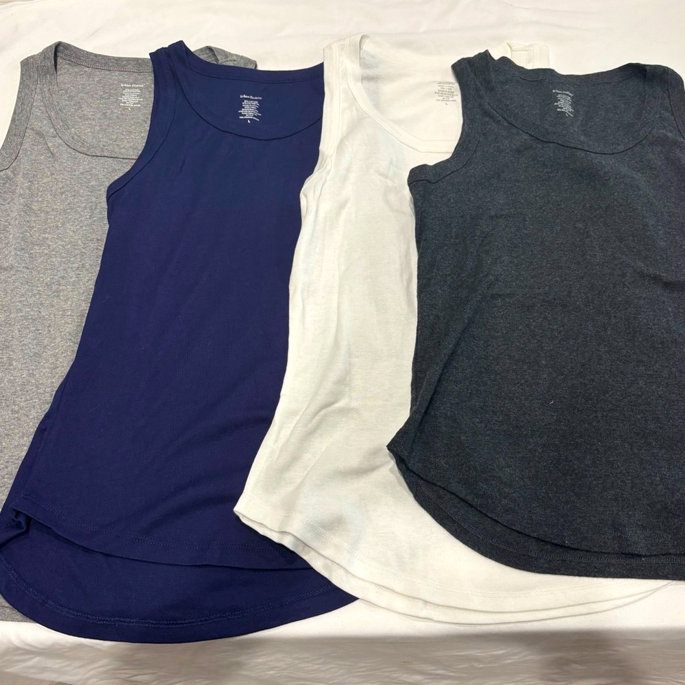 4/20 bundle!  NWOT Urban Diction cotton tanks Large gray/light gray/navy/white
